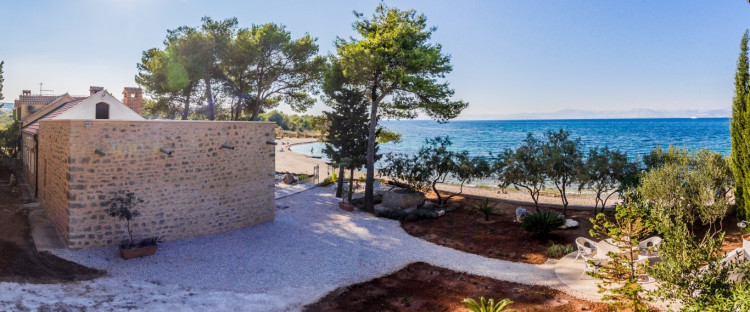 Villa Fisherman House