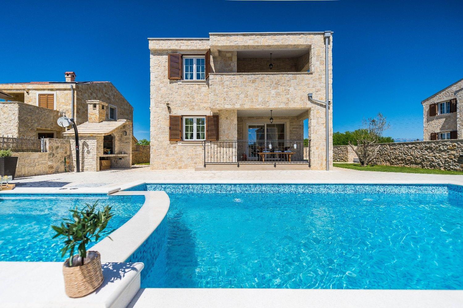 Villa Rose