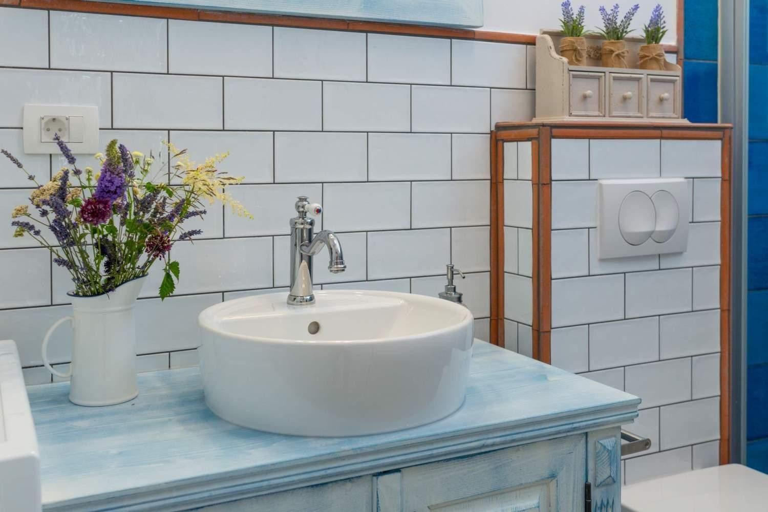 Villa Vis Light House