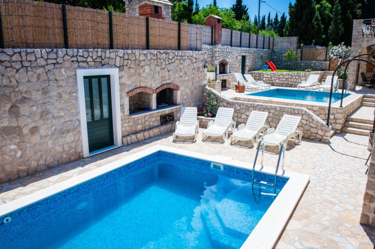 Villa Kameni Dvori