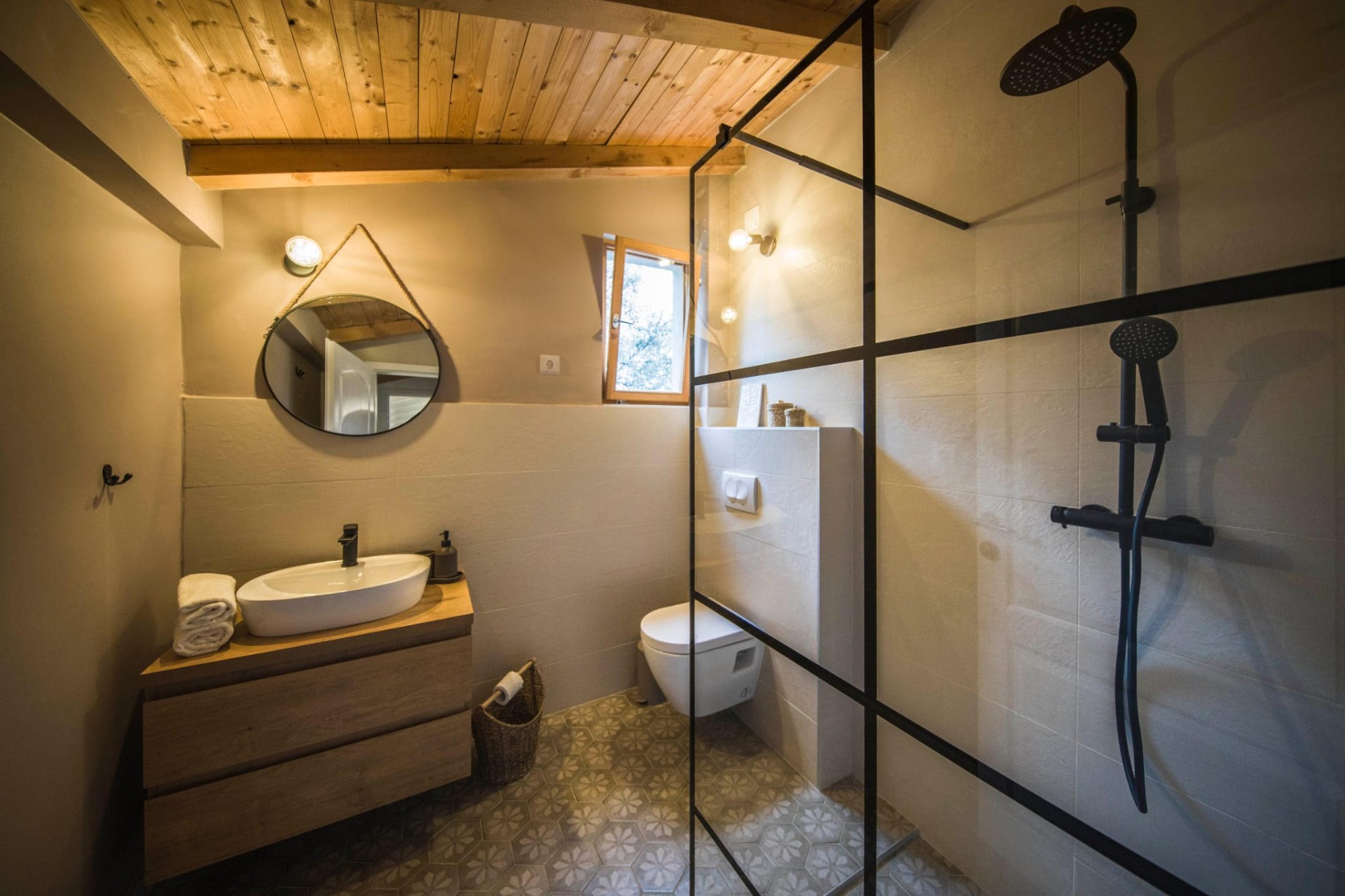 Villa Holiday Home Bujur