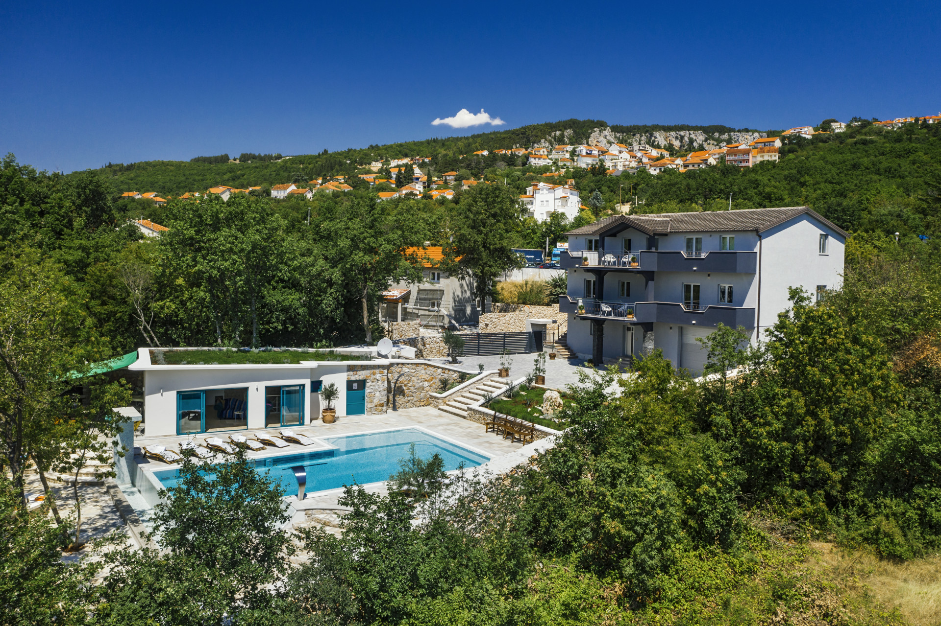 Villa G