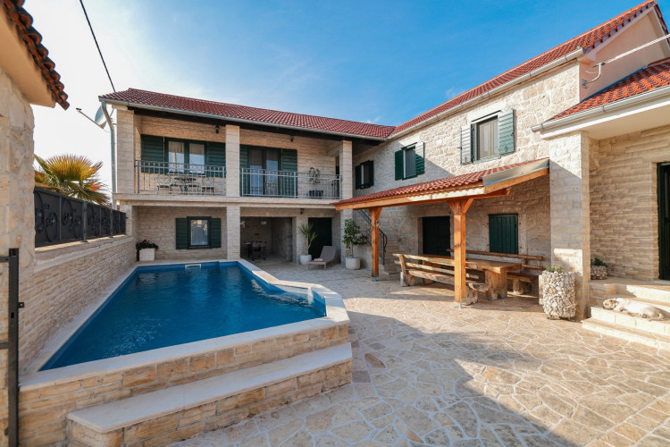 Villa Kamenita Vita