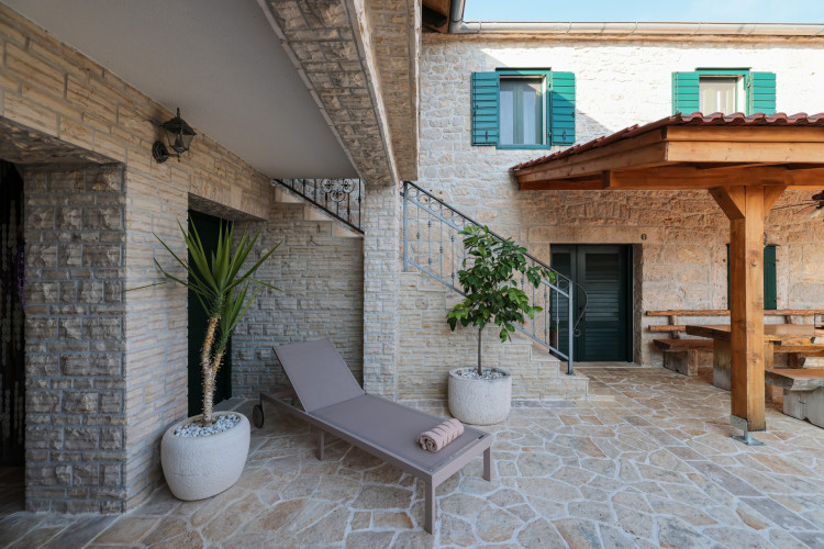 Villa Kamenita Vita