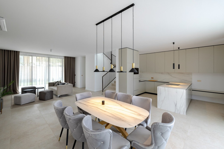 Villa President Royal