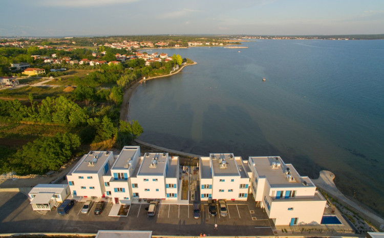 Villa Orchid & Palme