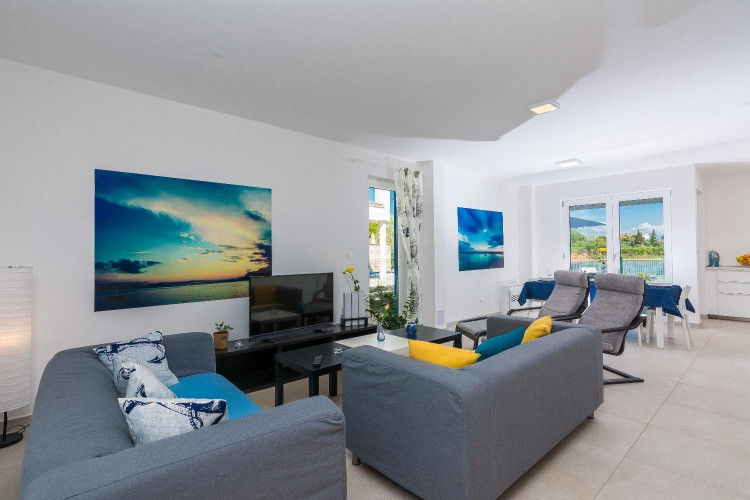 Villa Orchid & Palme