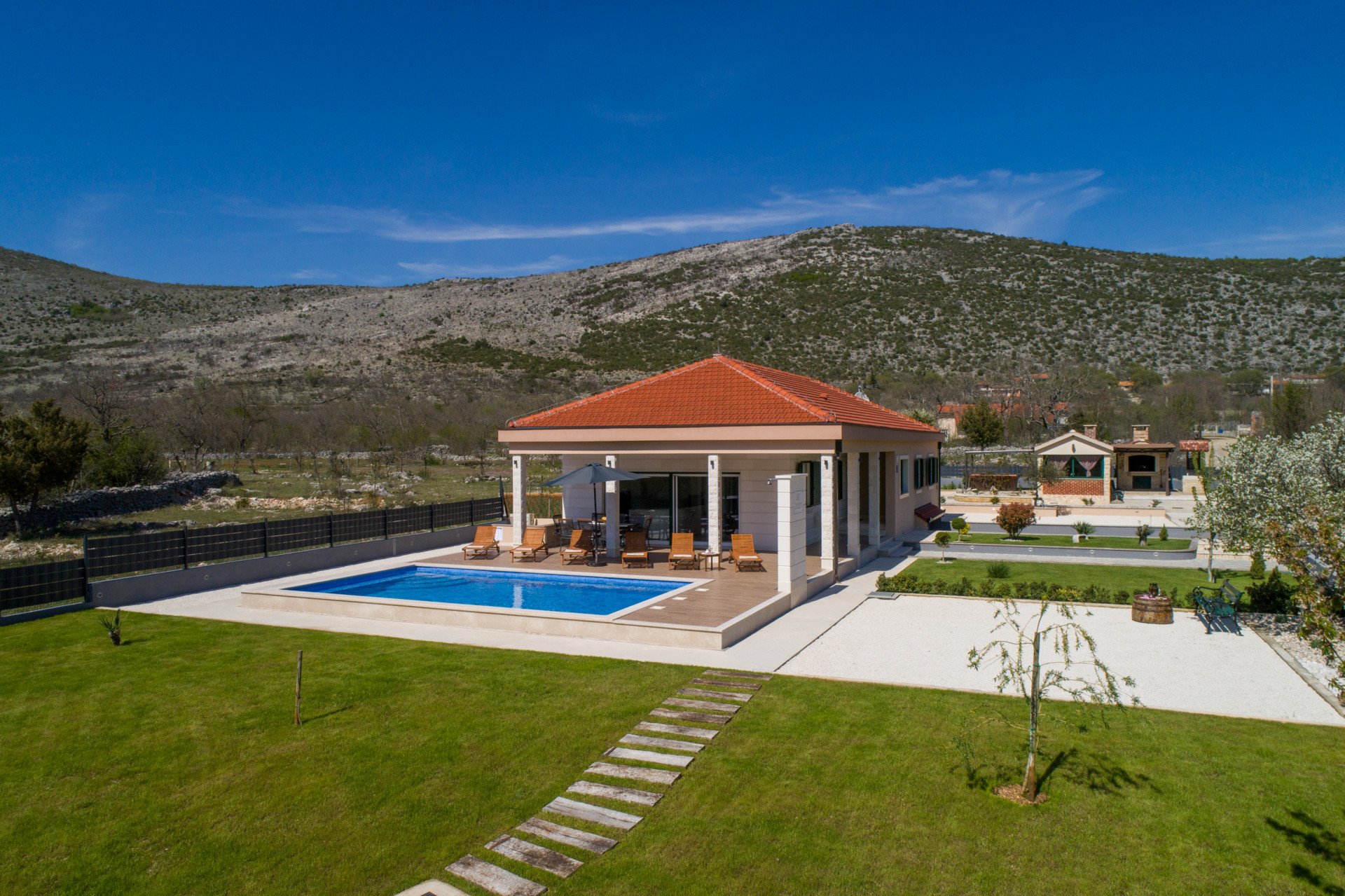 Villa Big Garden