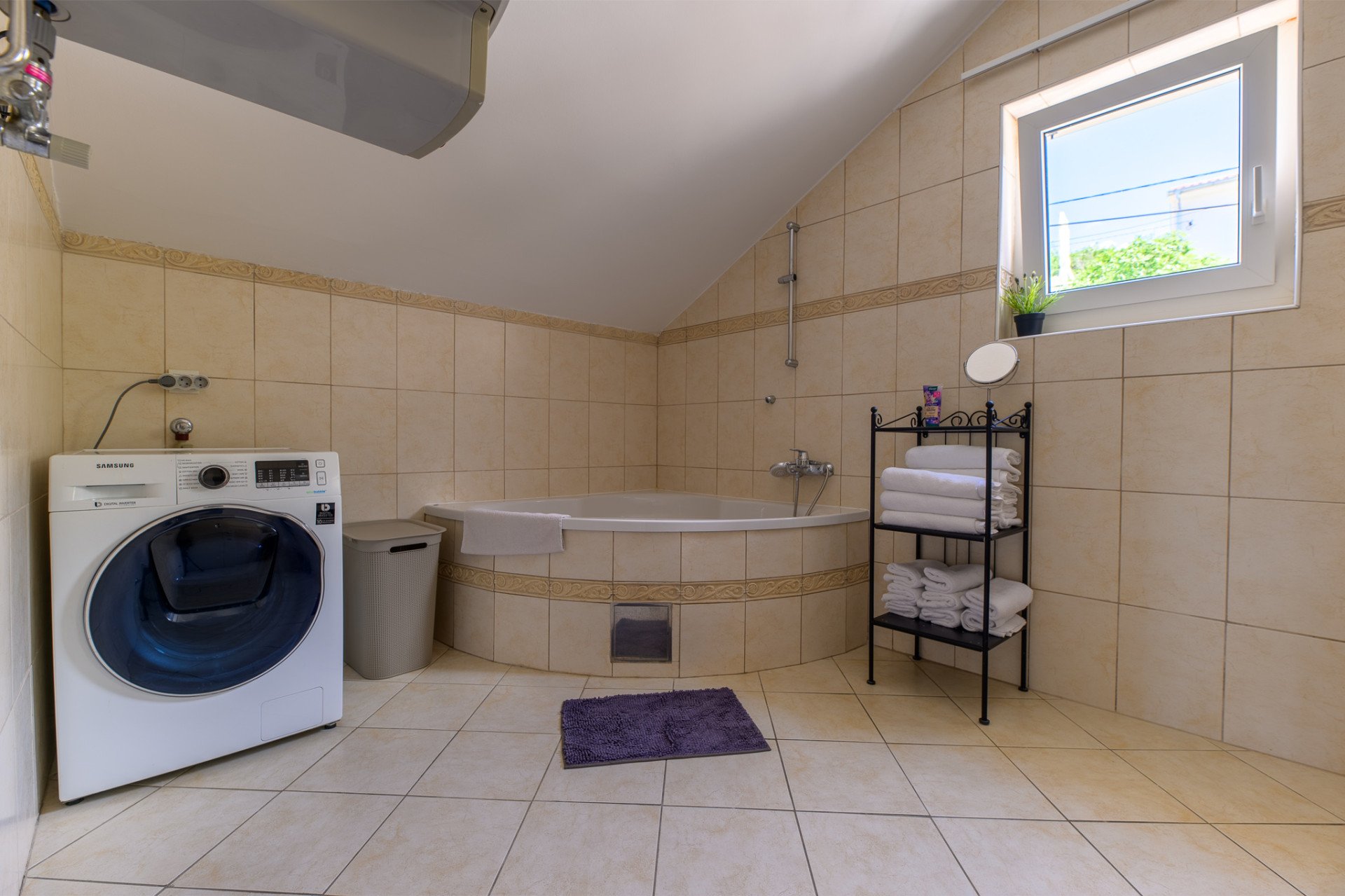 Villa Atlantis & More