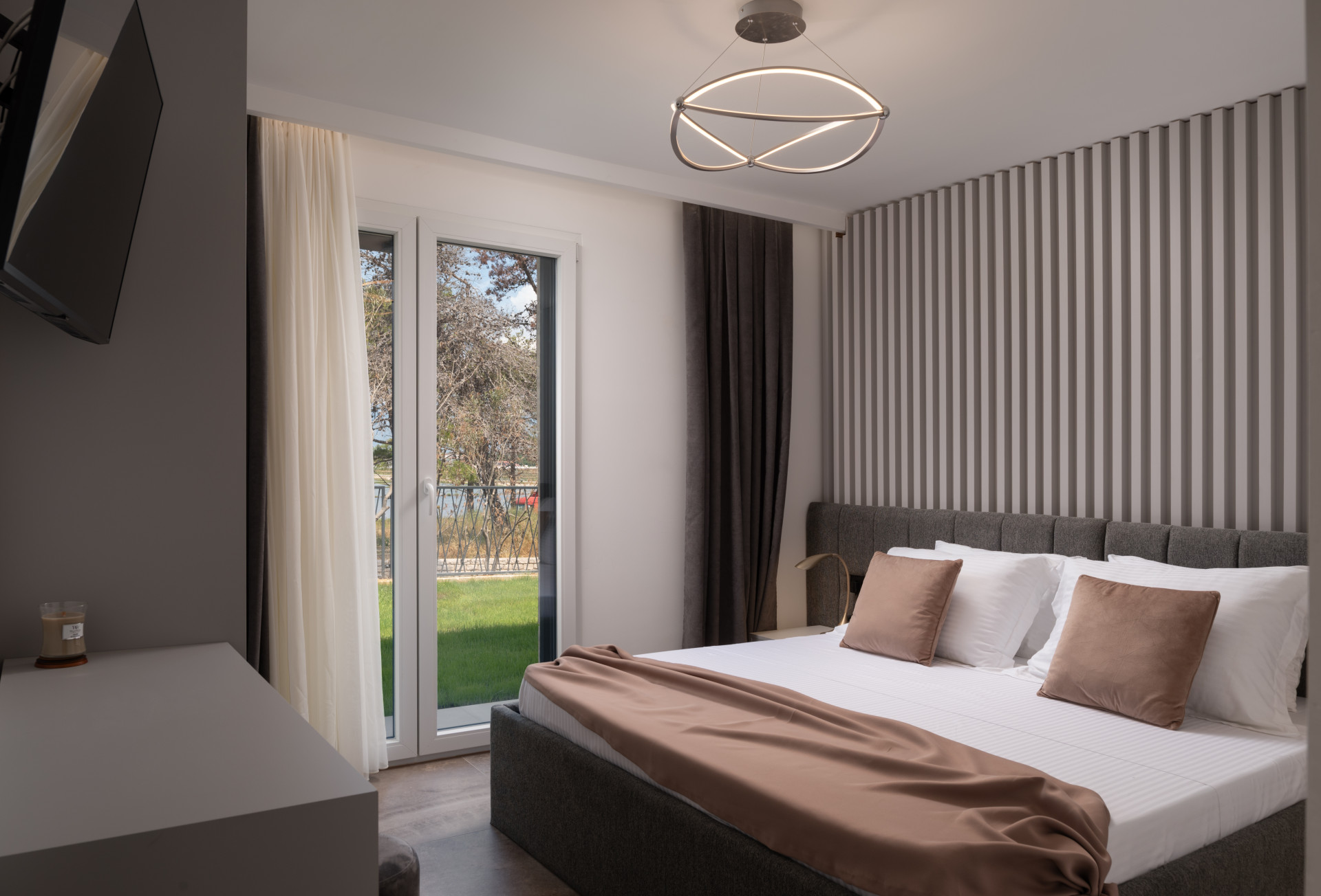 Villa Salt and Stone