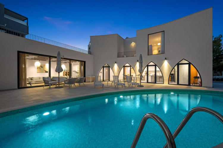 Villa Jerry's Palace