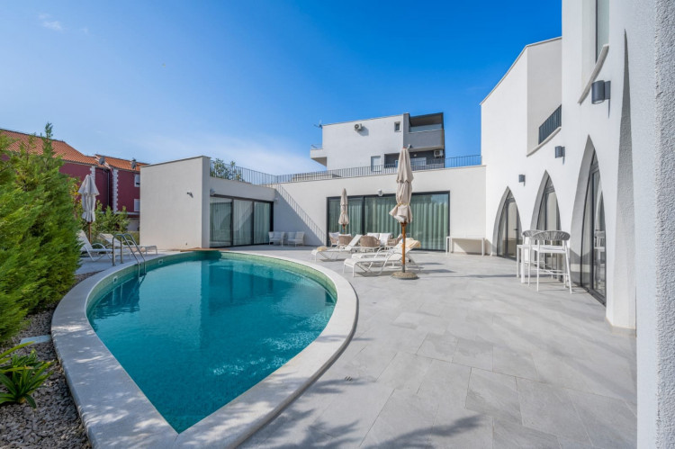 Villa Jerry's Palace