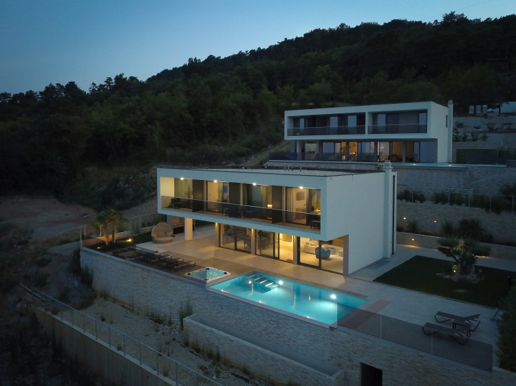 Noble Villa Nika