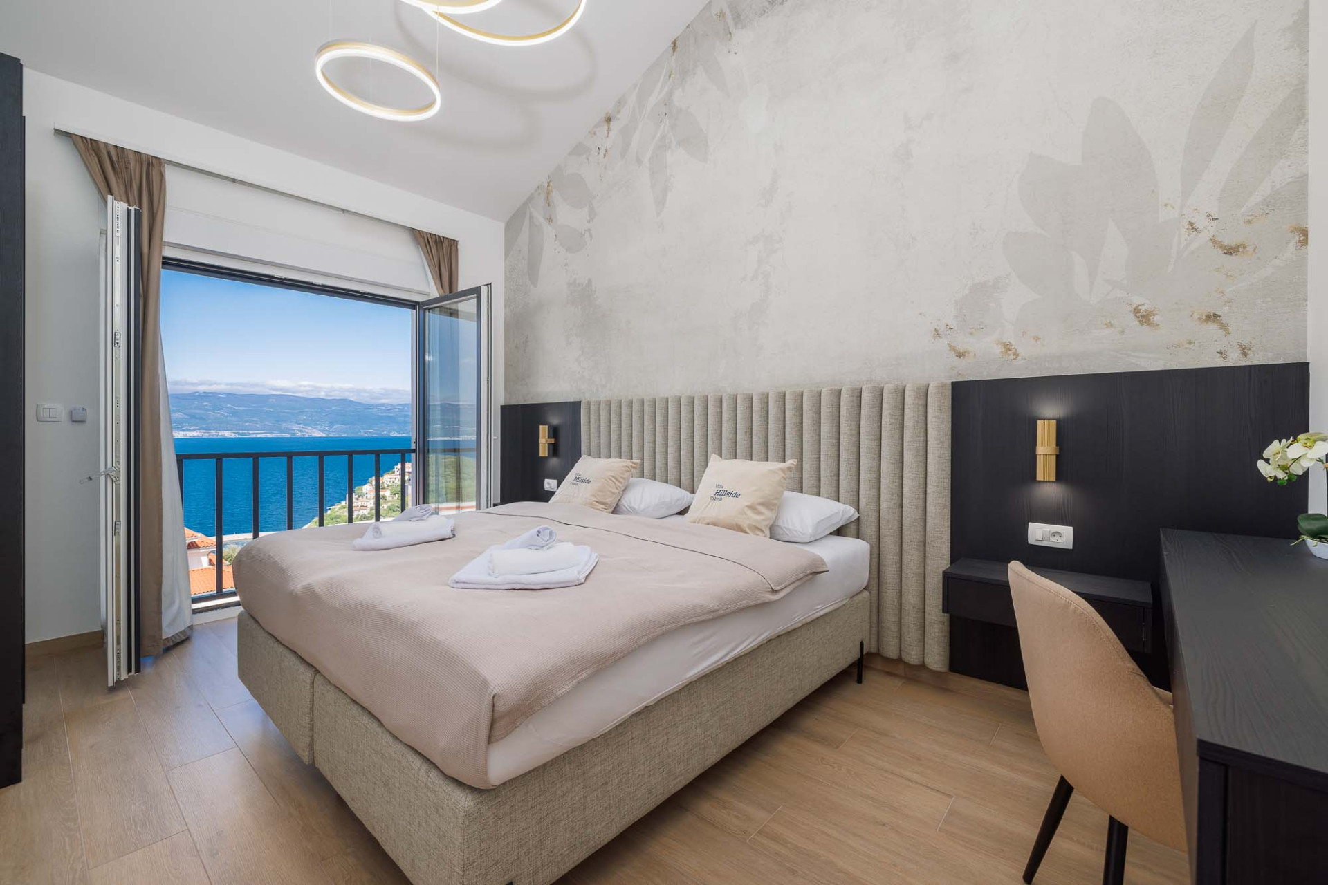 Villa Olivetree Hillside