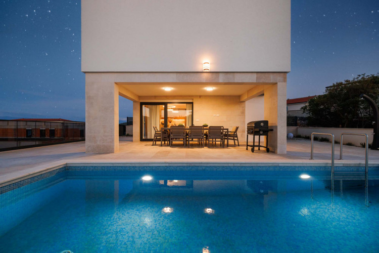 Villa Olivetree Hillside