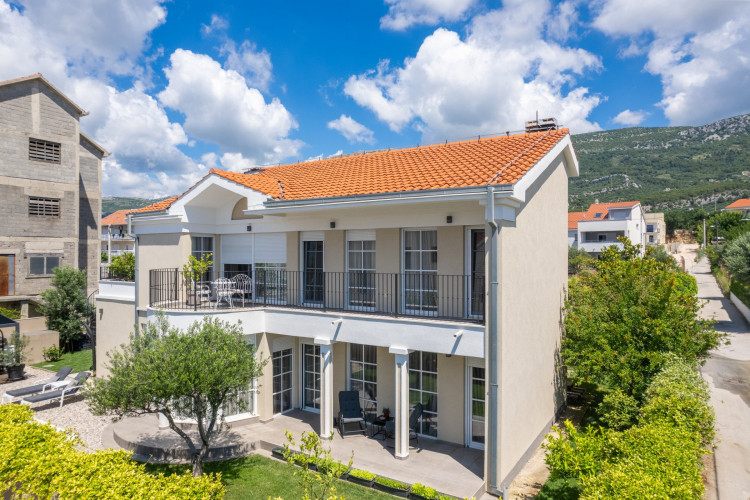 Villa Castella Aurea