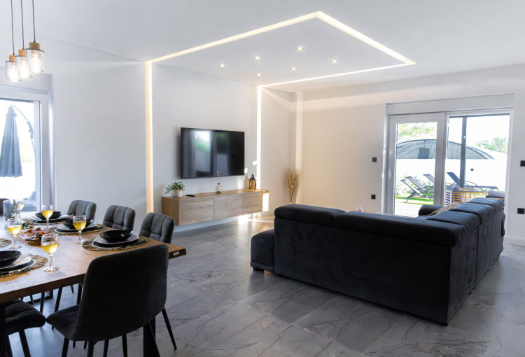 Villa Holiday Home Nena