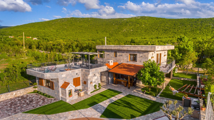 Villa Stone House Korita