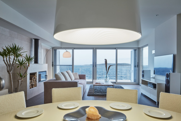 Villa Roca Vis