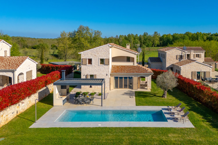 Villa Oblica