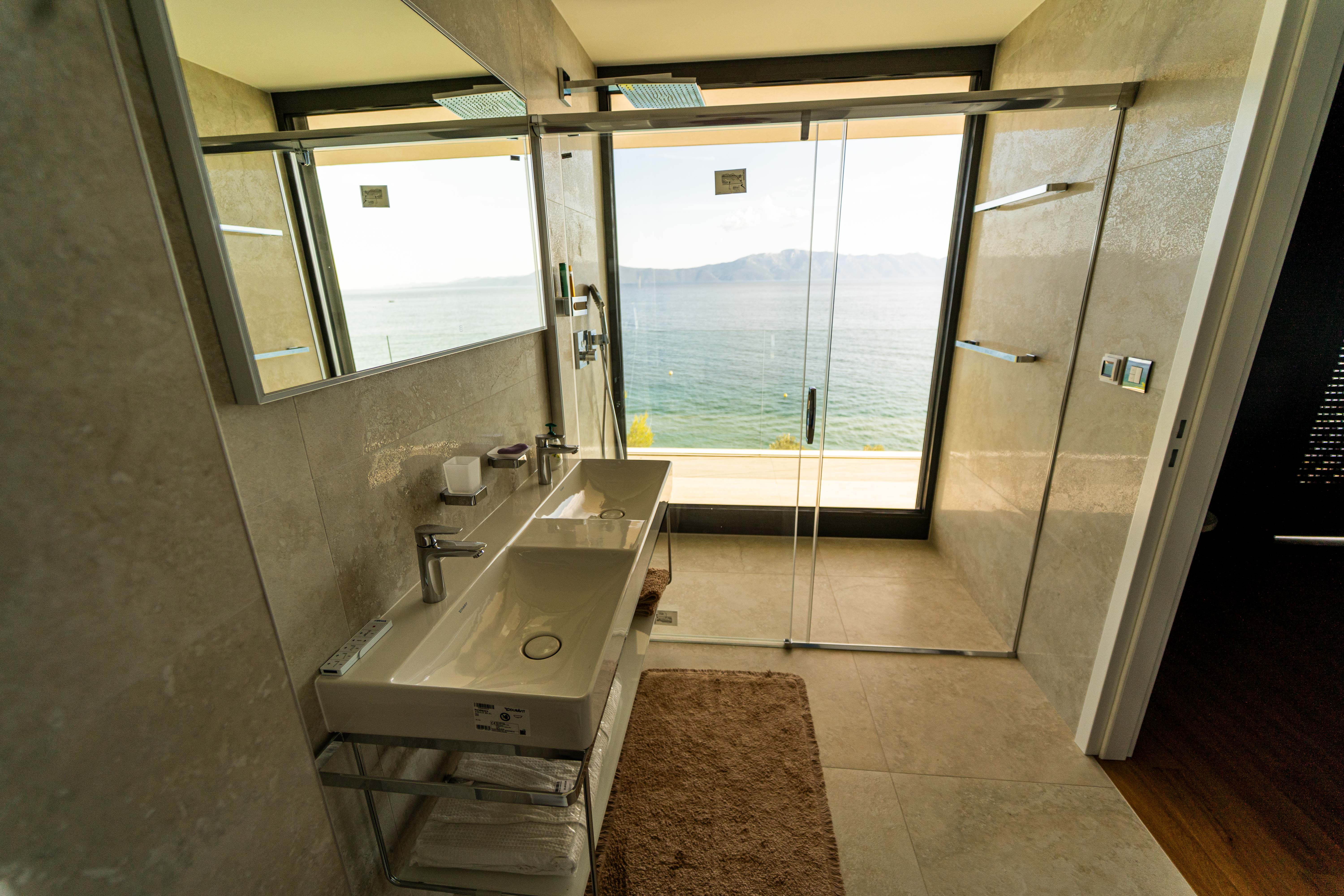 Villa Deluxe