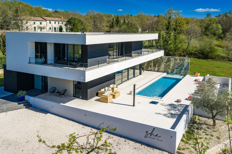 Villa She Luxury