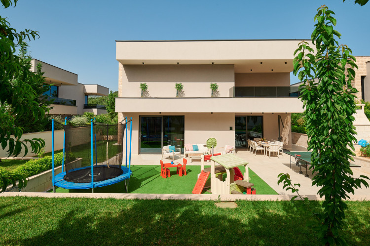 Villa Lucy Cherry