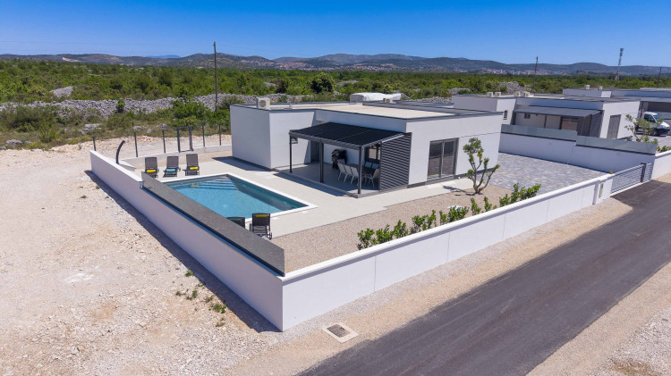 Villa Pure