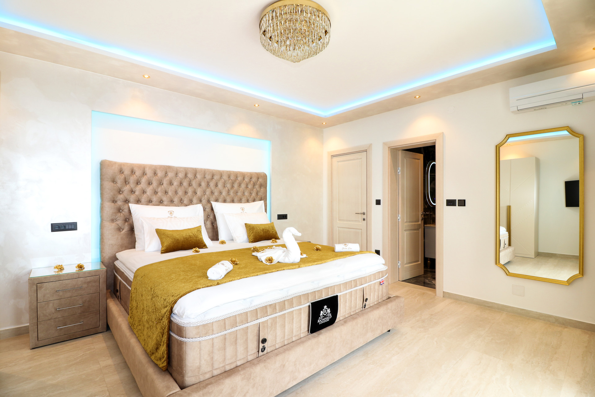 Villa Golden Lion