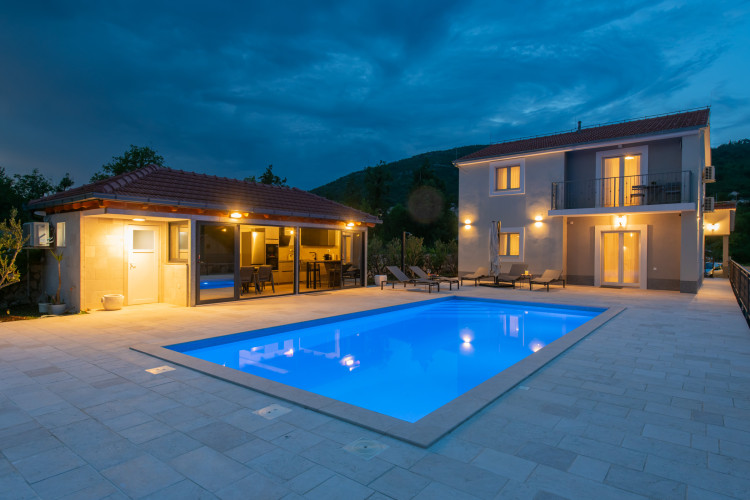 Villa Sky Stone