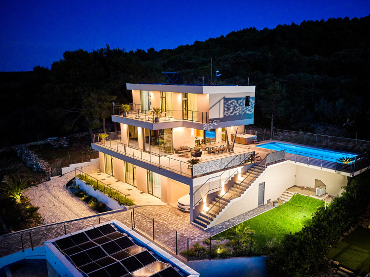 Villa Supreme Pašman