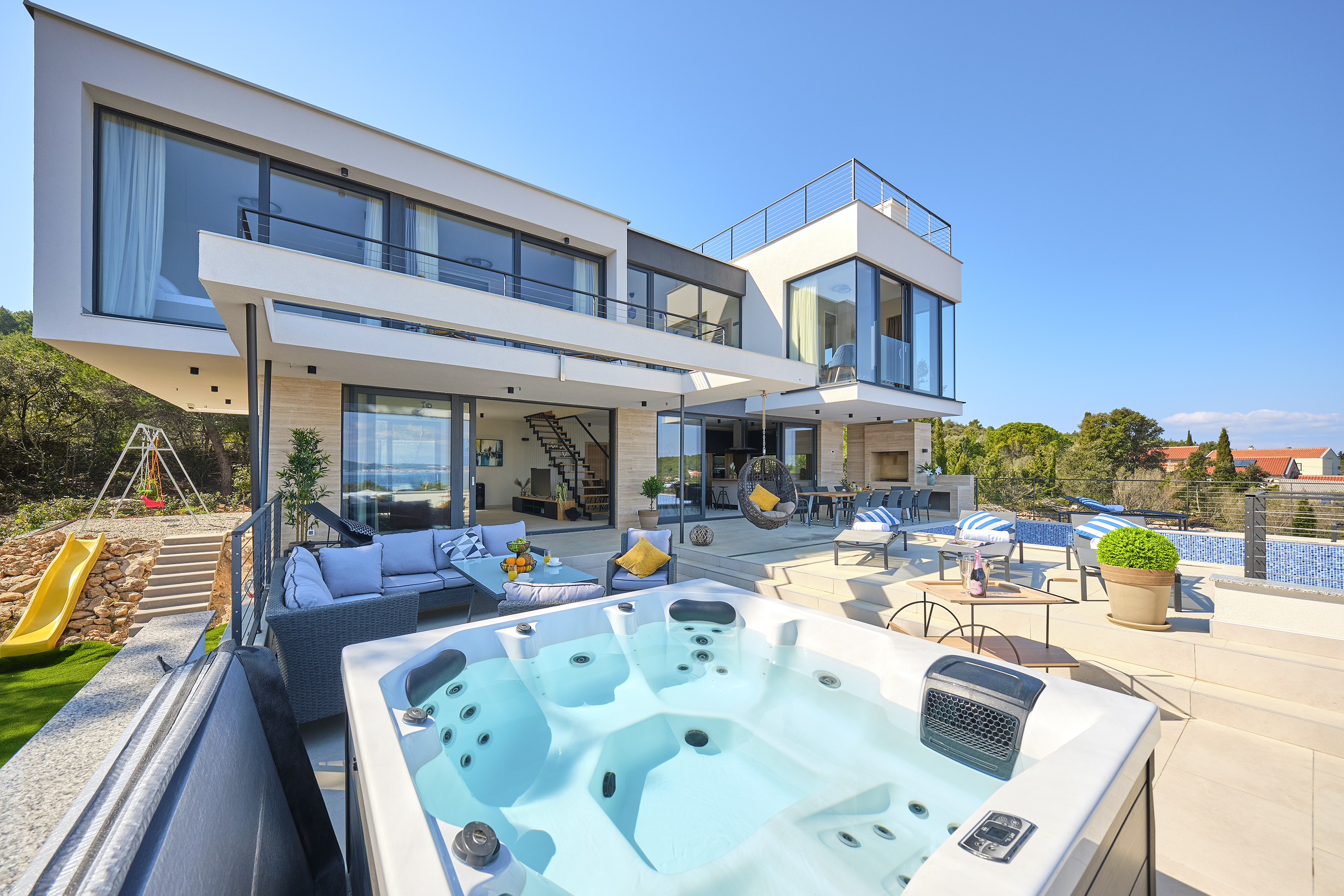 Villa Sunlight & Supreme