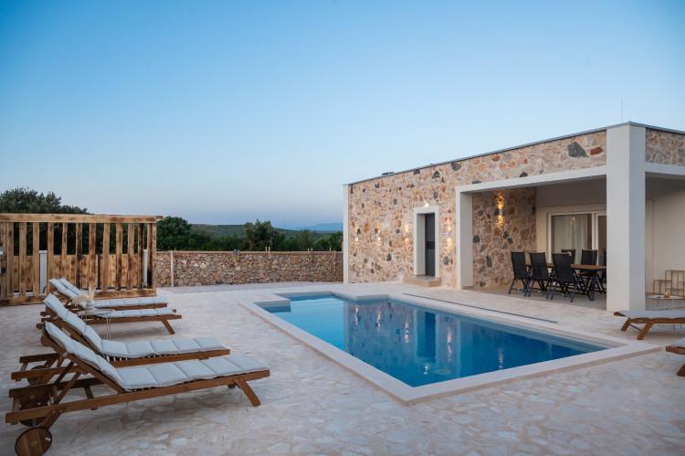 Villa Lapidea