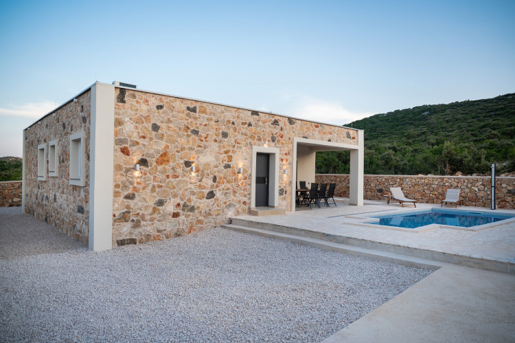 Villa Lapidea