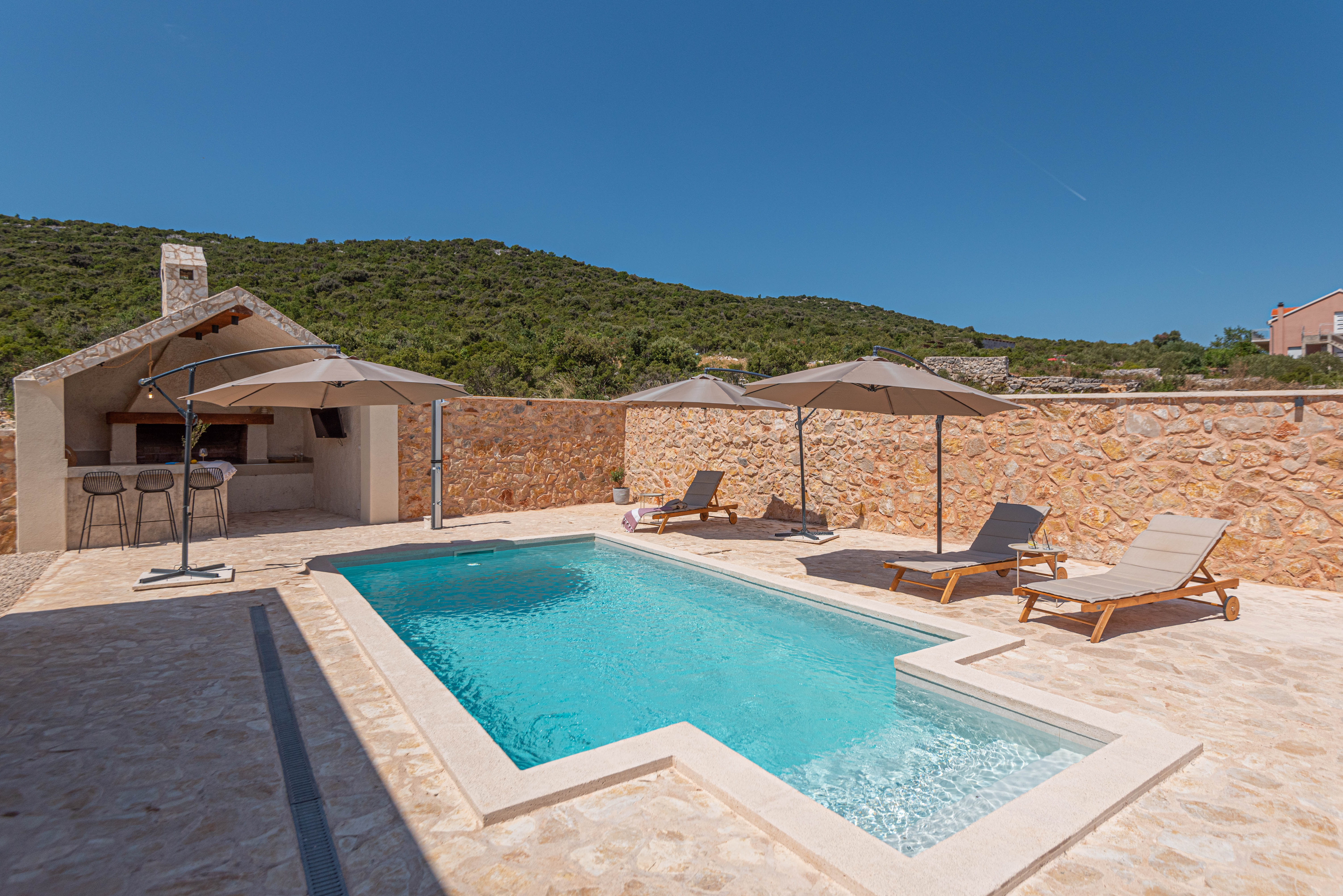 Villa Lapidea
