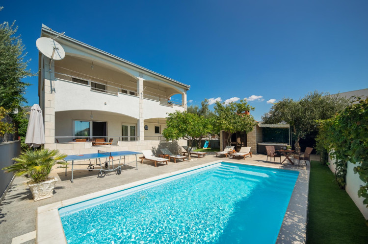 Villa Sunshine