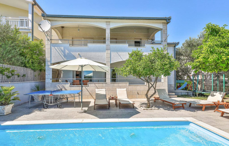 Villa Sunshine
