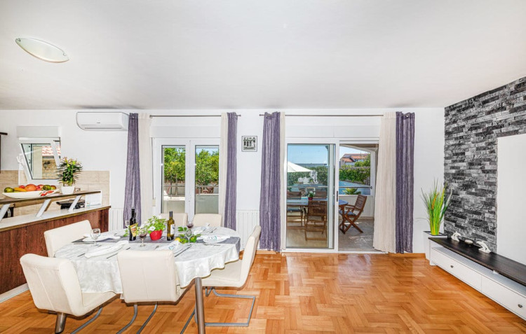 Villa Sunshine