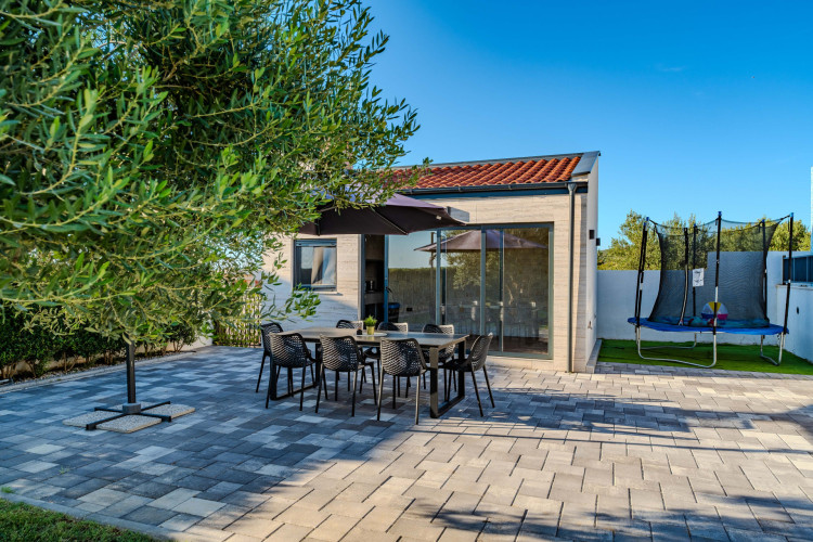 Villa Lara Vrana