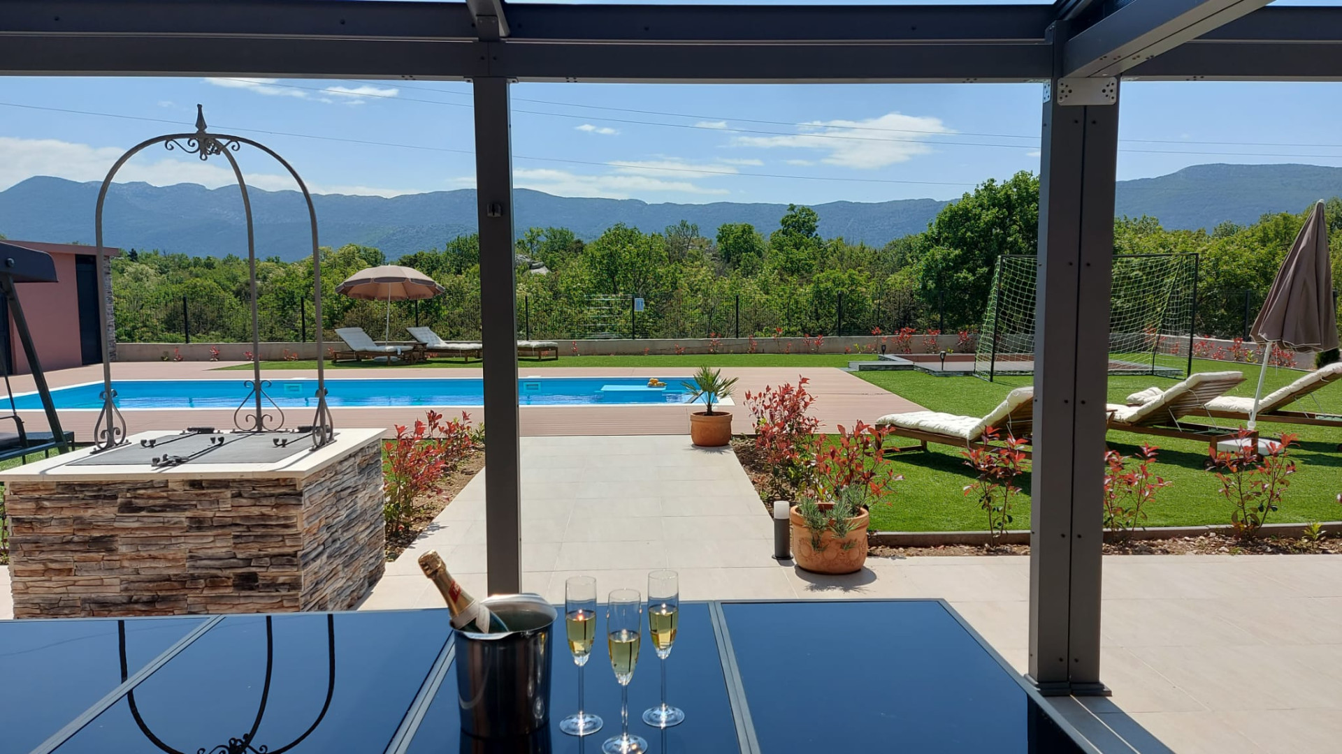 Villa Nebo