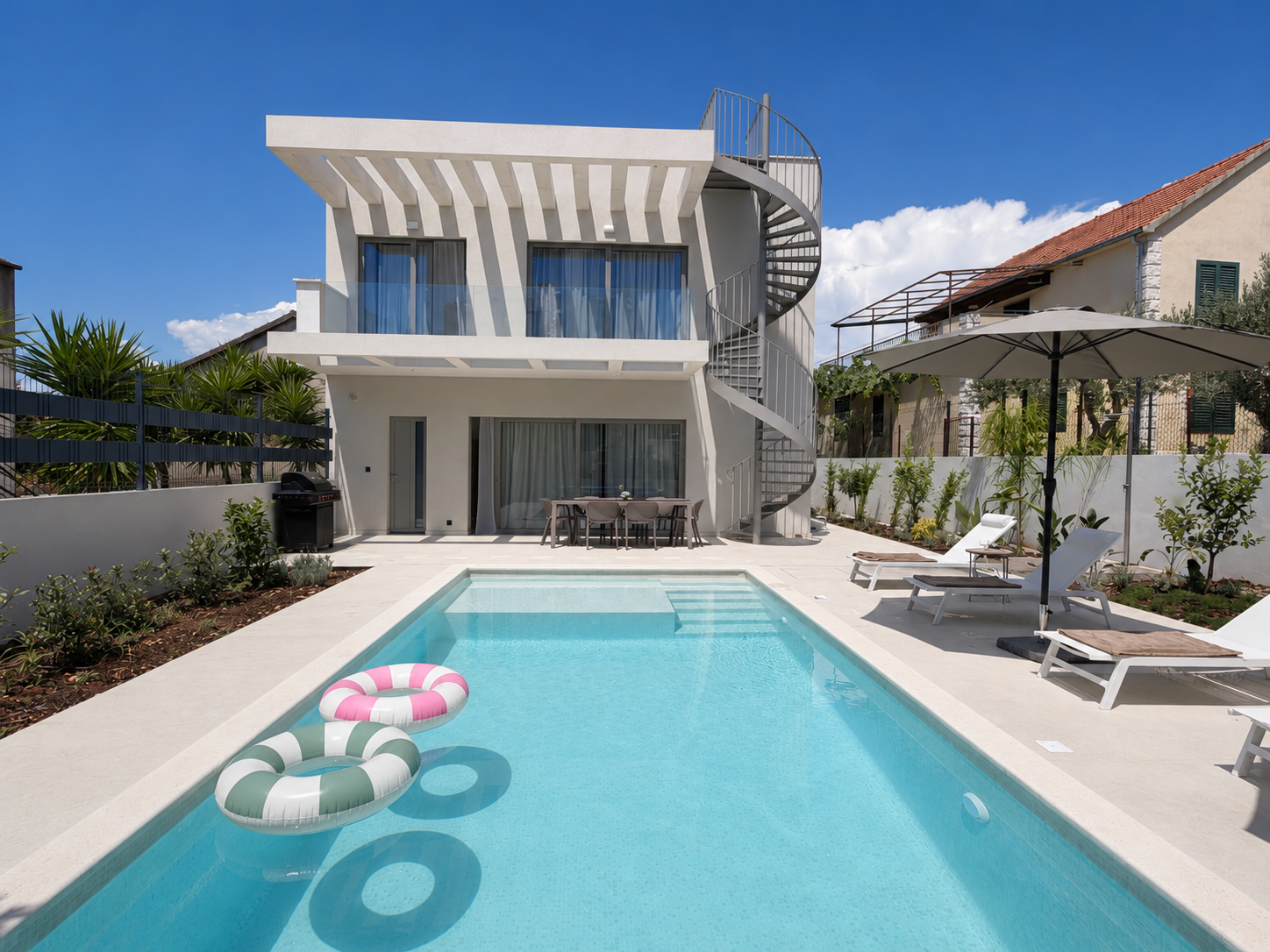 Villa Mariva Sutivan